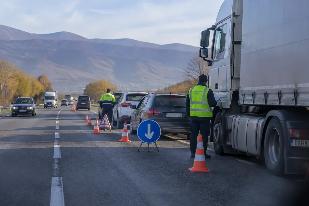 De ce sunt opriți șoferii pe șoselele din România și ce întrebări primesc